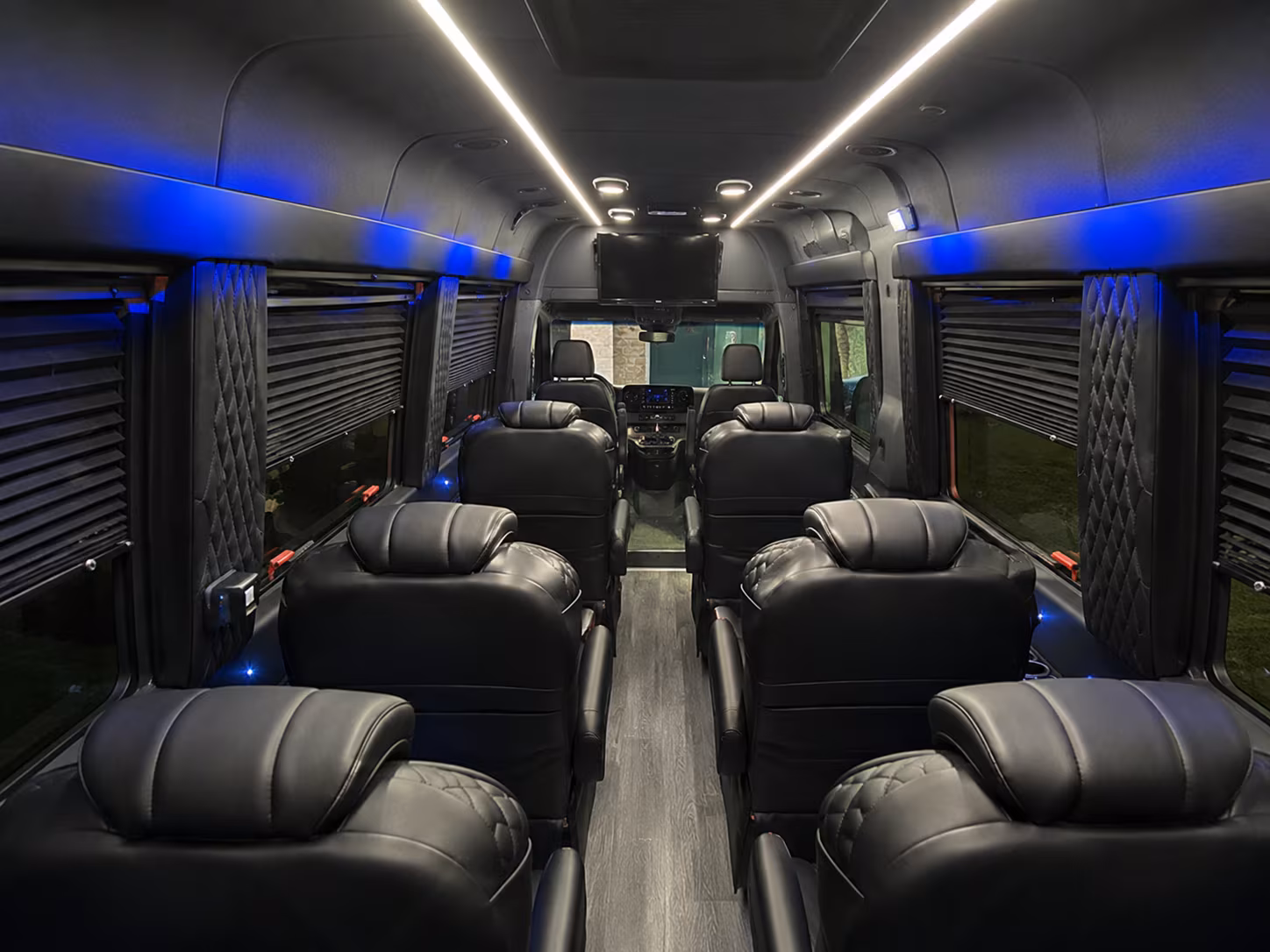 find the perfect transportation for your next airport transfer 5